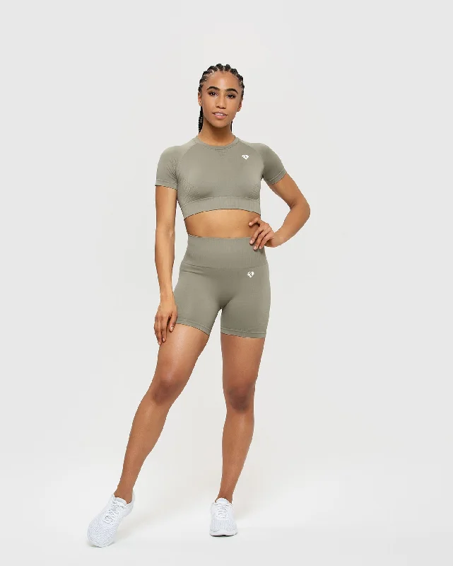 Power Seamless Short Sleeve Crop Top | Dark Taupe