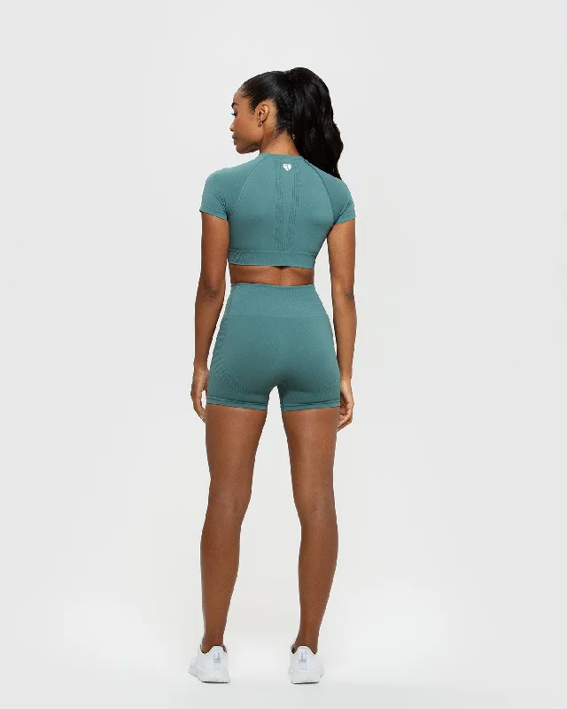 Power Seamless Shorts | Sea Pine