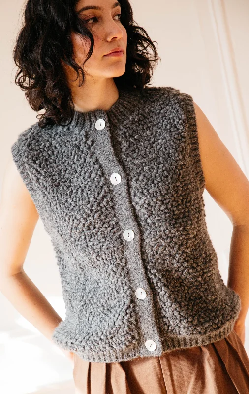 Cezar Loop Vest Sweater- Smoke