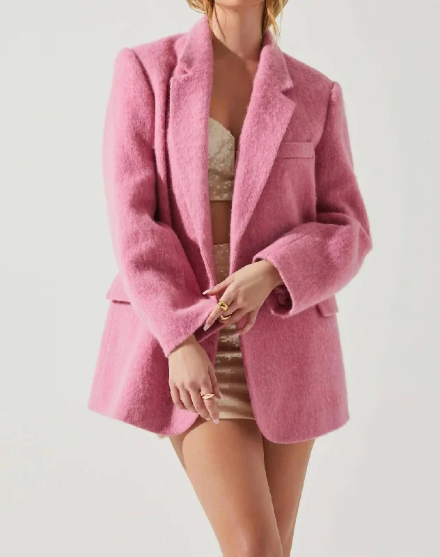 Kindra Coat In Pink