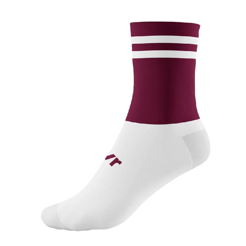 12 UK Child-2 UK / Maroon-White