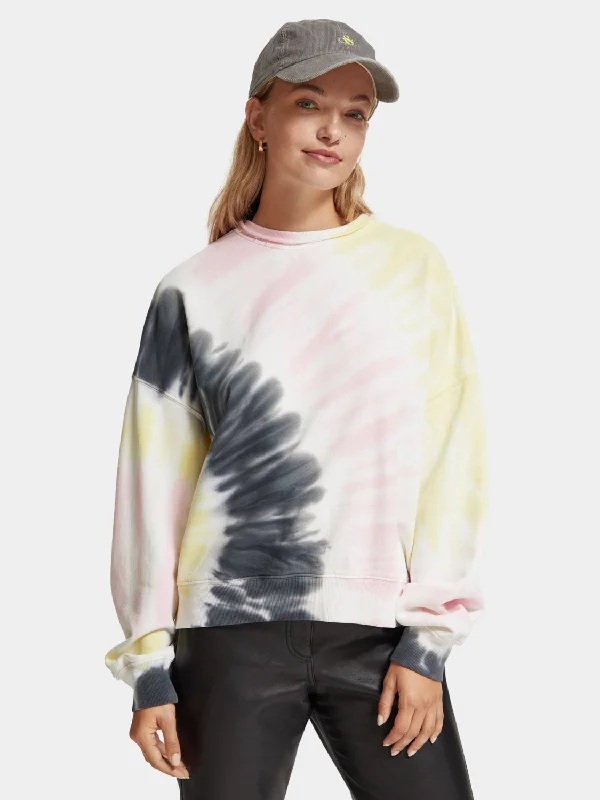 Oversized tie-dyed sweatshirt