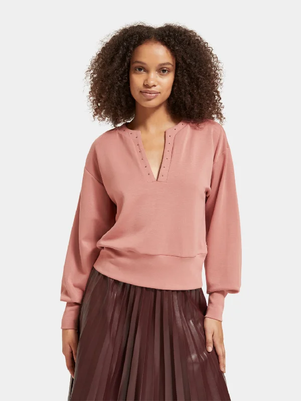 V-neck puff sleeved sweatshirt