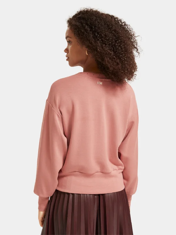 V-neck puff sleeved sweatshirt