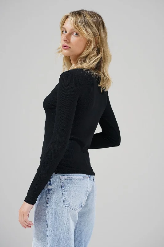 V Ribbed Long Sleeve - Black